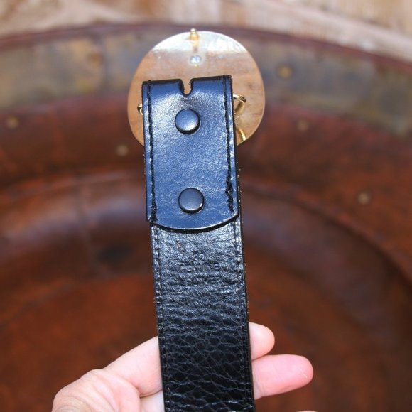 𝅺Hand Tooled Black Leather Cross Belt Size 32 - Picture 5 of 7